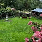 U Wlochow Rozanka Kolo Miedzylesia Przyjazny Zwierzetom Domowym Homestay szállás *