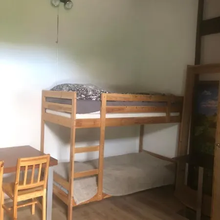 U Wlochow Rozanka Kolo Miedzylesia Przyjazny Zwierzetom Domowym Δωμάτια σε οικογενειακή κατοικία