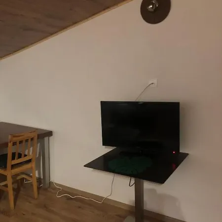 Privat bolig U Wlochow Rozanka Kolo Miedzylesia Przyjazny Zwierzetom Domowym *