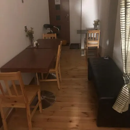 U Wlochow Rozanka Kolo Miedzylesia Przyjazny Zwierzetom Domowym *