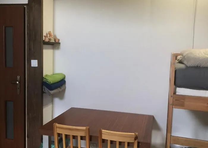 U Wlochow Rozanka Kolo Miedzylesia Przyjazny Zwierzetom Domowym Homestay *