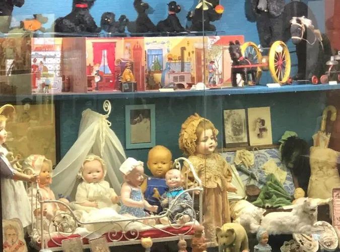 U Wlochow Rozanka Kolo Miedzylesia Przyjazny Zwierzetom Domowym * Miedzylesie (Silesia)